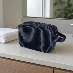 Stor randig necessär för toalettartiklar