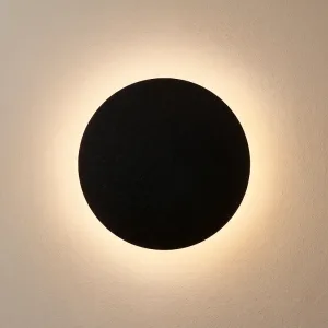 Stilren rund vägglampa i aluminium med varmt LED-ljus